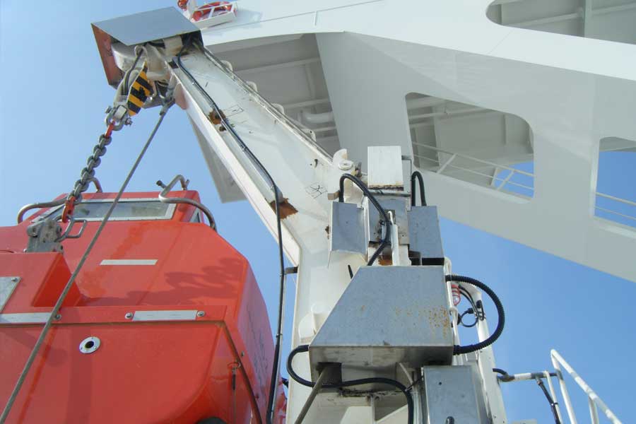 lifeboat-davit-winch