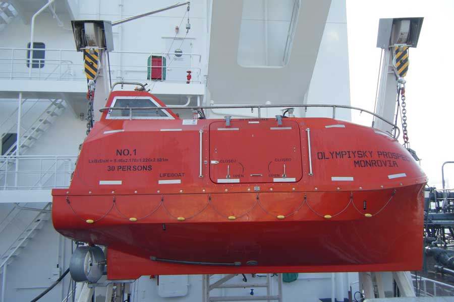 lifeboat-davit-winch