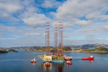 Maersk-Drilling-CJ70-Invincible-Jack-up-Rig
